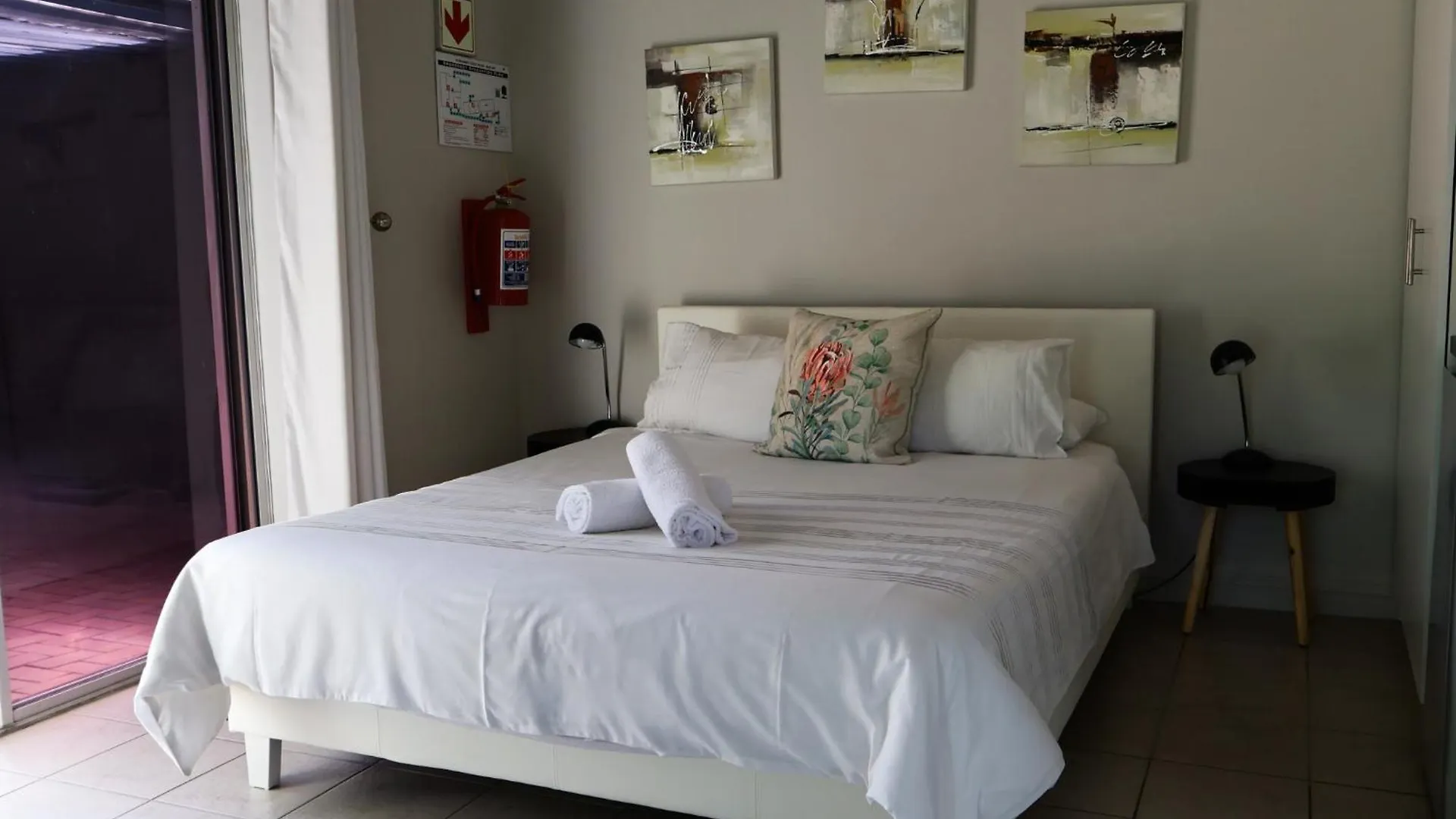 D'Urbanmist Self-Catering Guest House Durbanville Νότια Αφρική