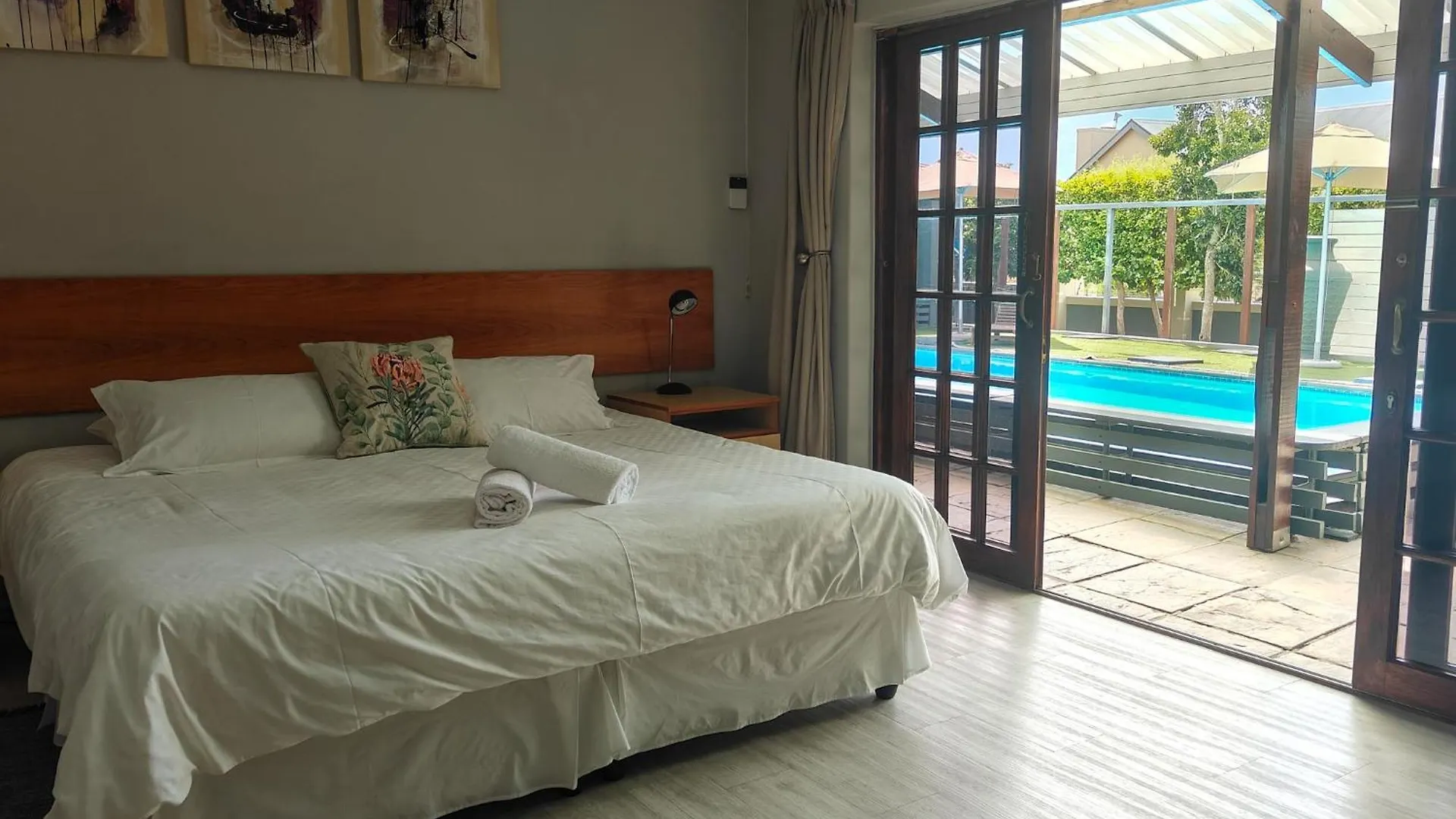 D'Urbanmist Self-Catering Guest House Durbanville 3*,  Νότια Αφρική