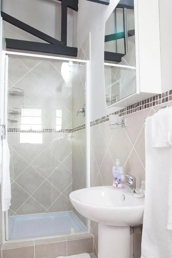 D'Urbanmist Self-Catering Guest House Durbanville